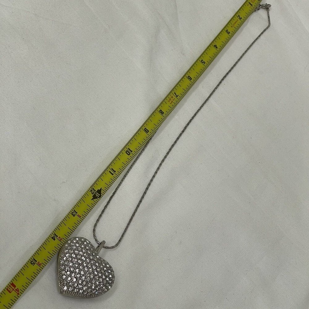 Silver-Tone Filigree Rhinestones Heart Pendant 2” Pendant 26” Necklace Chain - Picture 5 of 6